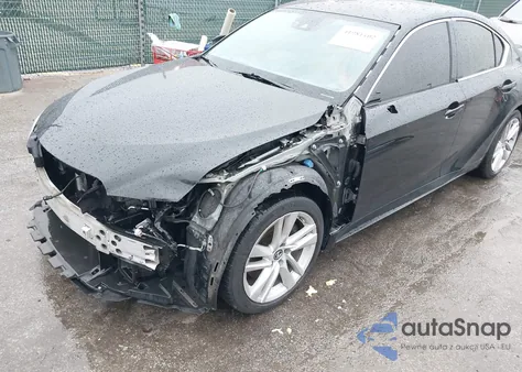 2021 Lexus Is 300 z USA, uszkodzony, nr VIN JTHC81F29M5043571